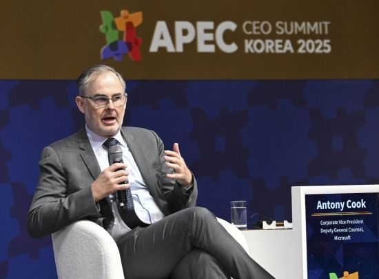 MS "AI 확산 속 '시장에 대한 책임 의식' 중요"…틱톡도 '신뢰' 강조[경주APEC]