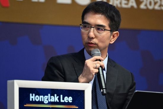 [포토] 발언하는 이홍락 LG AI연구원장