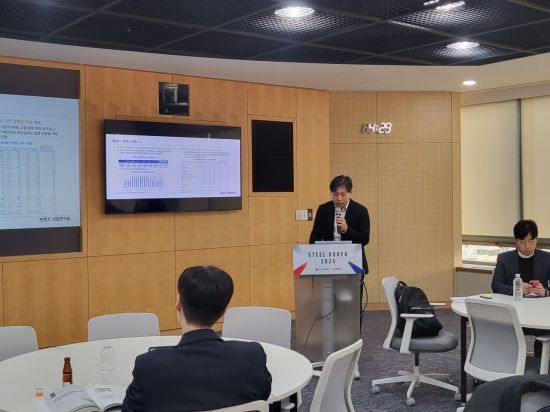 "불공정 철강 수입 차단 위해 '품질성적증명서' 의무화 추진해야"