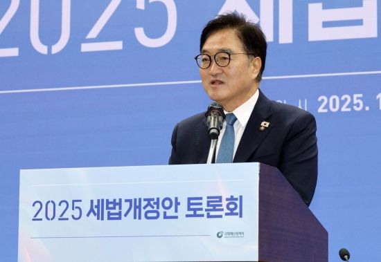 연봉 3700만원 이하로 야간수당 비과세 확대…하이볼 주세 30% 감면