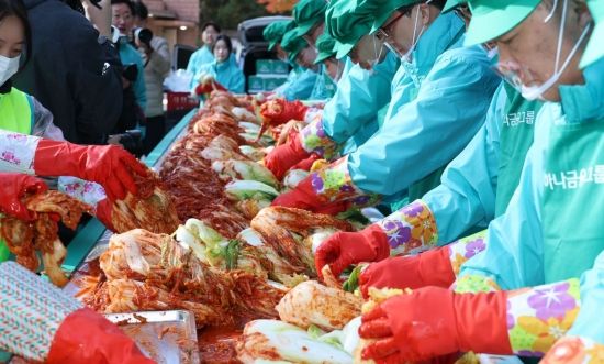 [포토] 2025 모두하나데이 사랑의 김장나눔