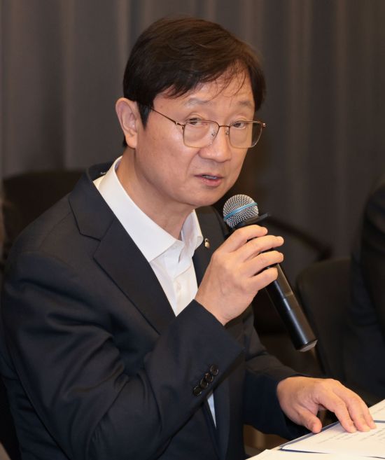 이찬진 금감원장, 불법대부계약에 '무효 확인서' 직접 발송