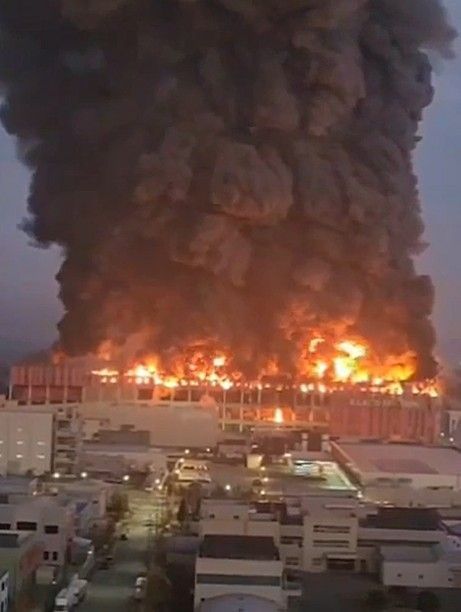 물류센터 화재, 이랜드패션 "상품 출고 지연…깊이 사과"