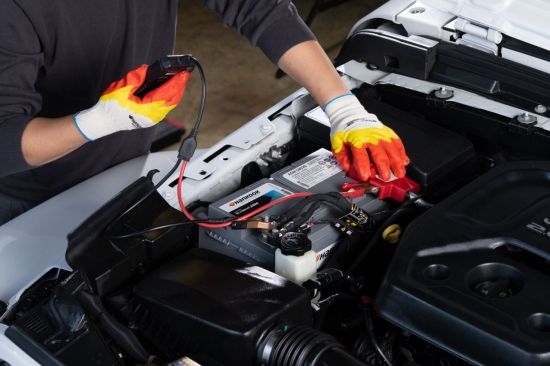 초겨울 한파 車배터리 관리…"지하주차장·주 1회 시동 중요"