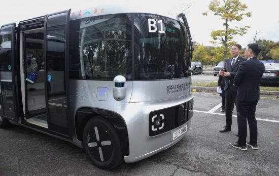 자율차 1000대, 내년부터 도시 곳곳 다니며 데이터 수집