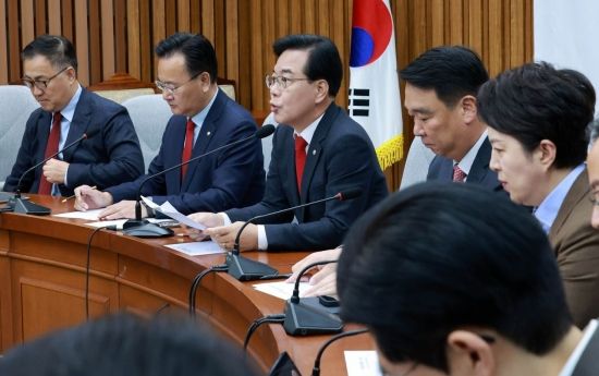 [포토] 송언석 “정부 TF, 전두환·적폐청산보다 더 야만적”