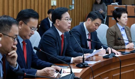 [포토] 송언석 "정부 혁신TF, 신군부 능가하는 야만적 공무원 줄세우기"