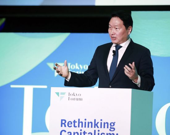 최태원 회장 "인공지능으로 사회적가치 측정…자본주의 전환해야"