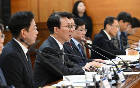 [포토] 제1회 과학기술관계장관회의 발언하는 김민석 총리