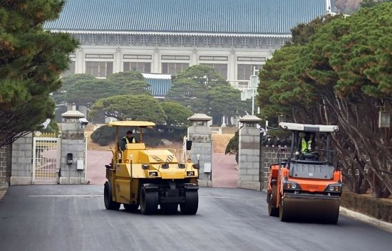 [포토] '청와대는 공사중'