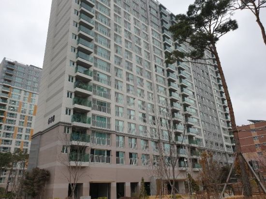 진주 아파트값, 8년만에 전고점 넘었다…부울경 '풍선효과' 확산[부동산AtoZ]