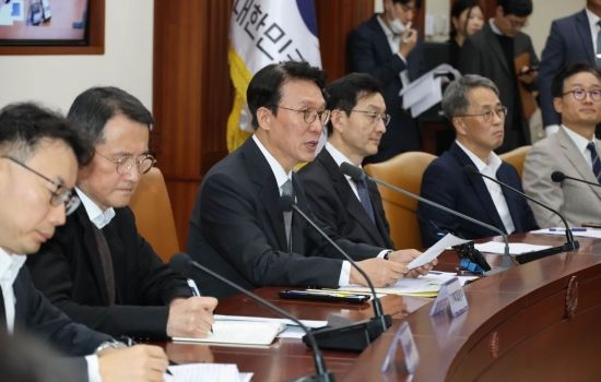 [포토] 김민석 총리, 헌법존중 정부혁신 TF 간담회