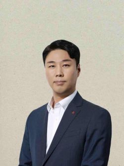 유니클로 되살린 정현석…롯데백화점 역대 최연소 대표