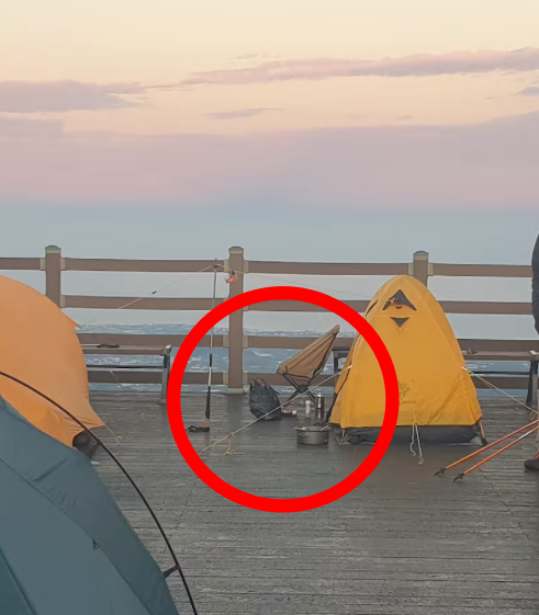 제주 오름서 불법 야영에 고기 굽는 민폐족…처벌은 해 넘어서?