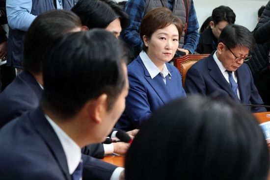 [포토] 정청래 대표 바라보는 이언주 최고위원