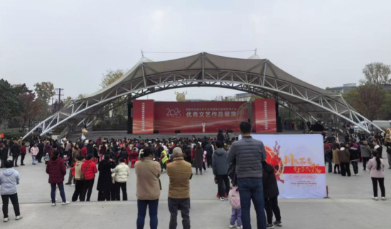 한국선 인기 떨어진 '이 직종'…중국 청년 371만명 우르르 '경쟁률 98대1'