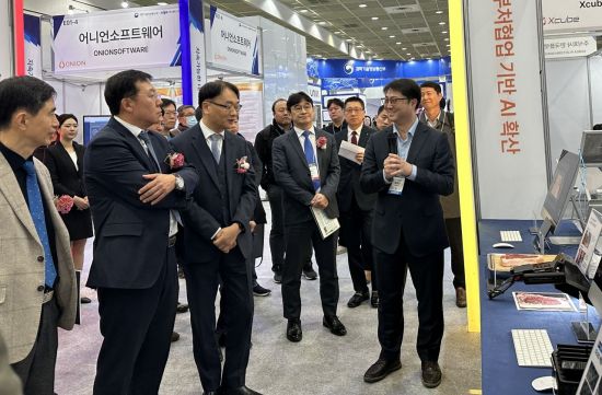 심플랫폼, '소프트웨이브 2025'서 실전형 AX 기술로 산업·생활 혁신 적용 사례 선보여