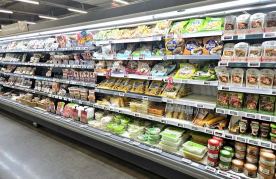 "삼다수도 빠졌다" 식품사 줄줄이 공급중단…홈플러스 '고사' 위기