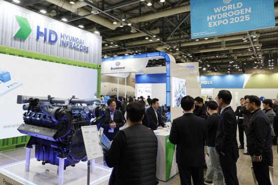 HD현대인프라코어 수소엔진, 기자들이 뽑은 WHE 최고 제품 선정