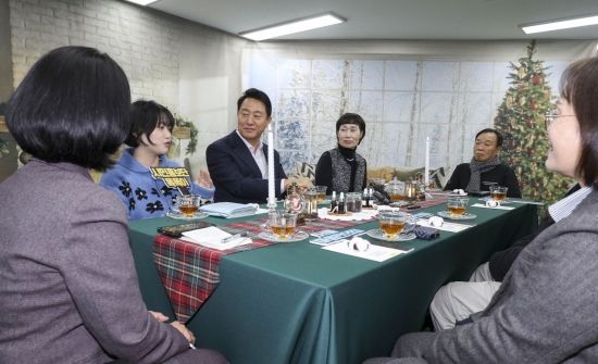 [포토] 외로움 없는 서울 1주년 기념 현장 소통간담회