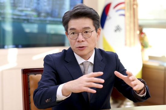 정원오 "뉴타운 해제 설계자는 오세훈, 과거 탓 말아야"