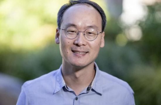 '천재' 경제학자, 현대차 싱크탱크 이끈다