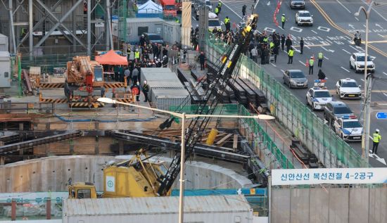 송치영 사장 "변명의 여지 없다"…포스코이앤씨, 또 터진 인명사고에 사과문 발표