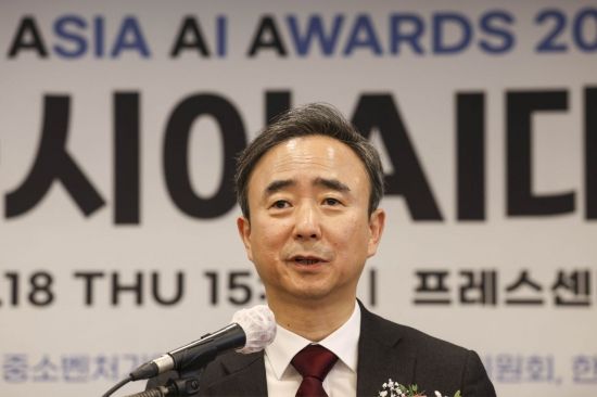 [포토] 축사하는 임문영 국가인공지능전략위원회 부위원장