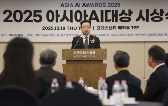 [포토] 심사평하는 이성엽 고려대 기술경영전문대학원 교수