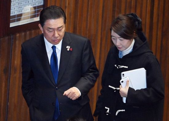 '강선우·김병기' 징계절차 속전속결…與, 연초부터 전전긍긍