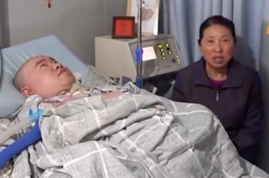 中 전신마비 청년, 독학으로 '스마트 농장' 만들었다