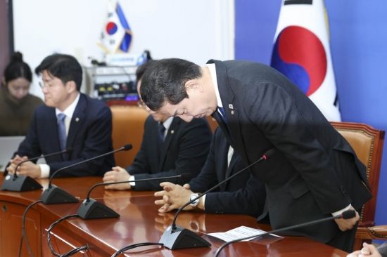 민주, '4개월' 신임 원내대표 진성준 출마…박정·백혜련·한병도 거론