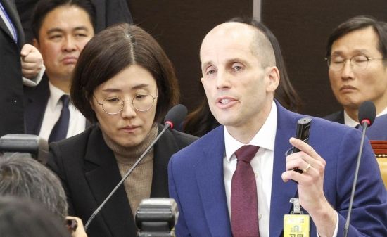 로저스 쿠팡 대표 "1조7000억 보상안, 전례 없는 규모"