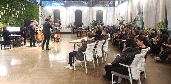 을사년 한해 마무리 '스물 두 번째 하우스 콘서트'…아쉬움·희망 교차