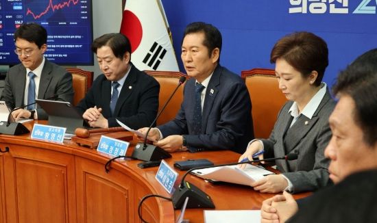 [포토] 정청래, 공천 헌금 파장 속 "번민의 며칠…최종 책임은 내게"