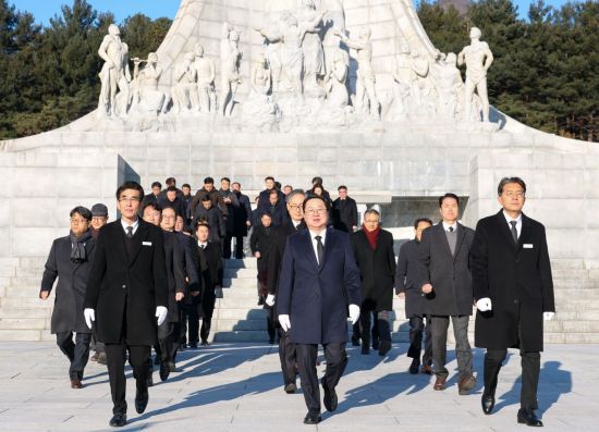이장우 대전시장 "대전·충청의 융성 위해 헌신하겠습니다"