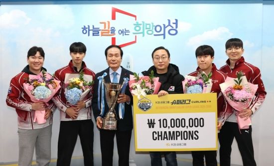 가드 틈을 가른 한 수, 트로피의 방향을 바꾸다