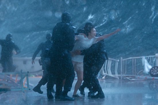 '대홍수'·'캐셔로', 넷플릭스 비영어 영화·시리즈 동반 1위