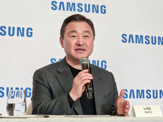 천정부지로 치솟는 램값…갤럭시 S26 가격 밀어올릴까