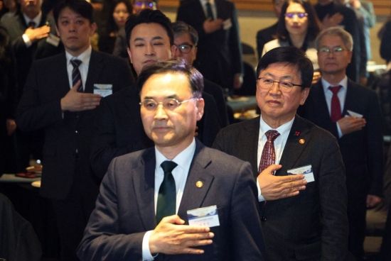 [포토] 교육계 신년교례회 참석한 최교진 장관