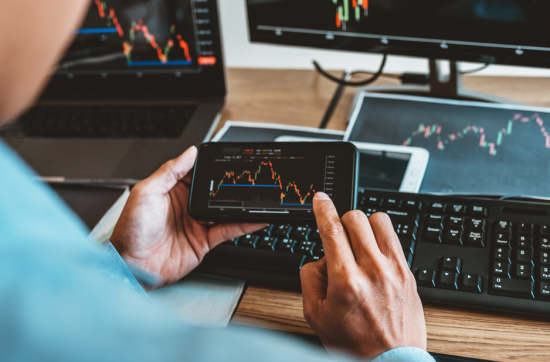 껍데기는 10만원 알맹이는 1000만원?…환산주가가 뭐길래