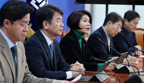 [포토] 한정애 "국힘 국민 우롱…2차 특검 수용·민생입법 동참하라"
