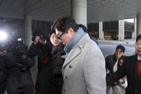 [포토] 서울고검, 김성태 전 쌍방울 회장 피의자 소환