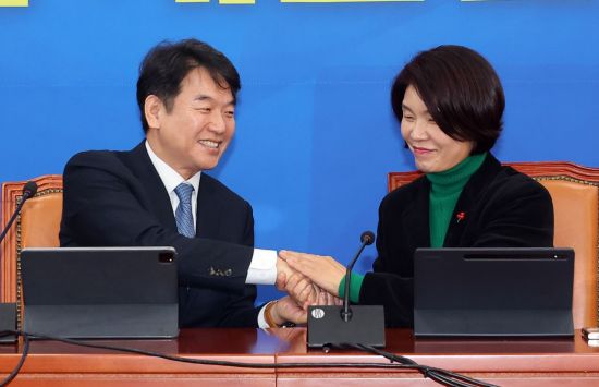 '李정부 출범' 與원내지도부 1기 마무리…문진석 "남은 과제 2기로"