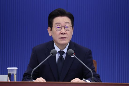 中외교부 "李대통령, 방일 평화수호 도움 돼야"