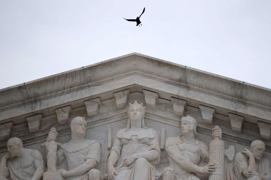 美 대법원, 트럼프 상호관세 판결 안 내려…백악관 "위법 나와도 대안 많다"