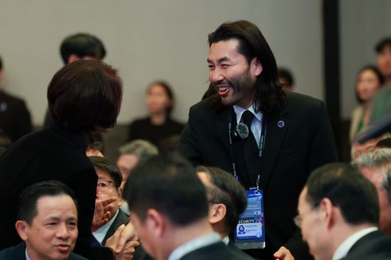 "노총철 반대로 하면 투자성공" 마이너스의 손 이었는데…시세차익 '반전'