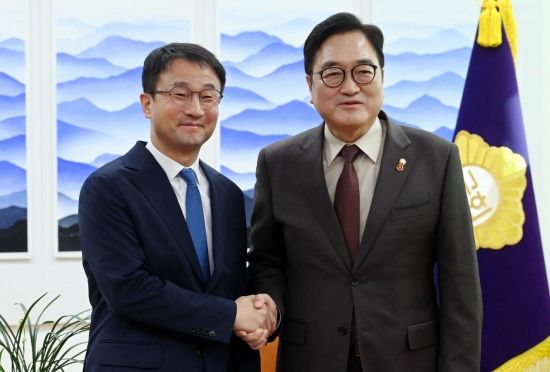 [포토] 우원식 국회의장 예방하는 한병도 신임 원내대표