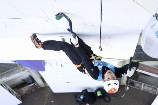 세계 홀린 스파이더맨들… ‘2026 UIAA 청송 아이스클라이밍 월드컵’ 성료