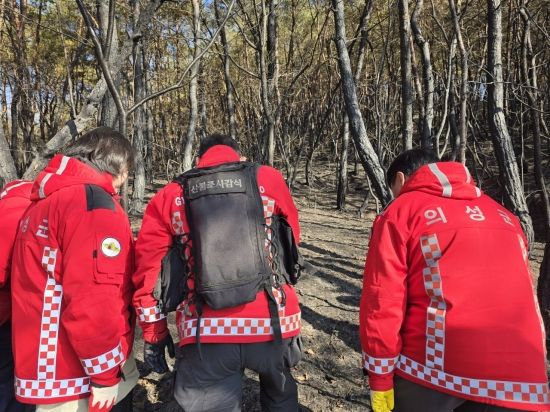 의성 산불, ‘3시간의 사투’로 막아냈다…이제는 원인에 답할 차례